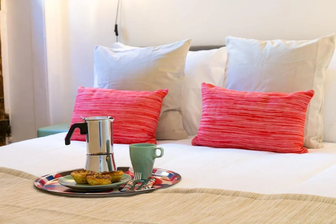 Sunlit Photographers 1Bedroom Apartment In Alcantara Lisboa Portugal
