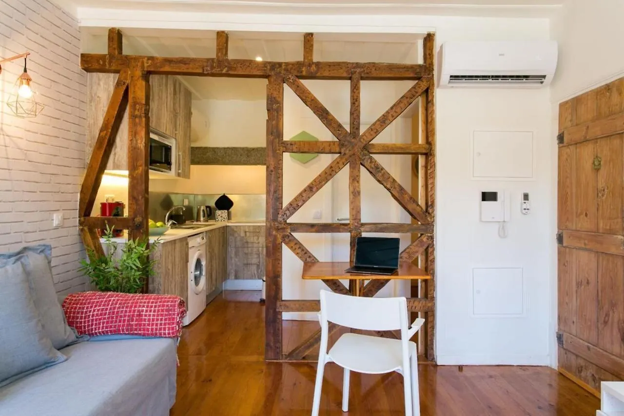Sunlit Photographers 1Bedroom Apartment In Alcantara Lisboa